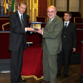 Il Sindaco Piero Fassino Consegna il premio
