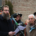 Il momento di preghiera davanti alla Lapide degli Ebrei celebrata dal Rabbino Eliahu Birnbaum