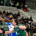Il primo quarto di finale: Siena - Sassari