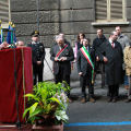 Un momento della cerimonia in via Saluzzo