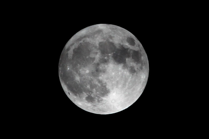 La luna del 6 maggio 2012