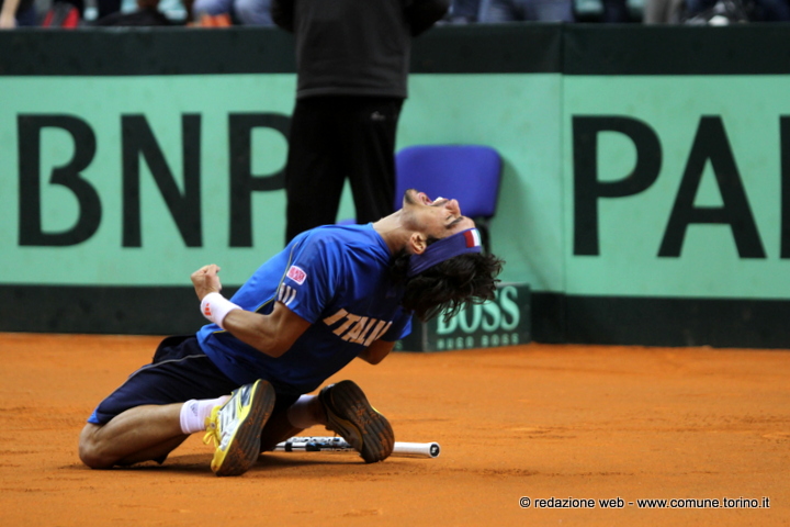 L'esultanza di Fognini dopo la vittoria