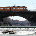 La diga Michelotti e il tram sul ponte Vittorio Emanuele I