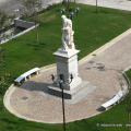 Il monumento a Giuseppe La Farina