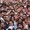 Sguardi preoccupati tra il pubblico di Italia Uruguay