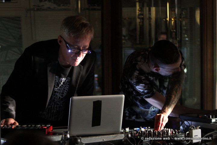 Glasstress live. La prima della musica elettronica a Palazzo Madama