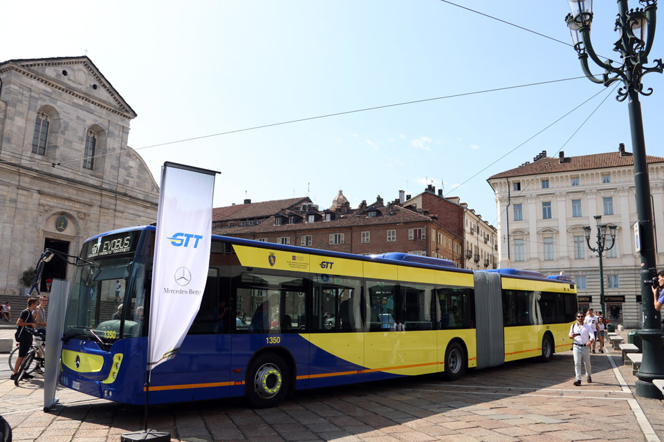 Presentati oggi i nuovi autobus di GTT