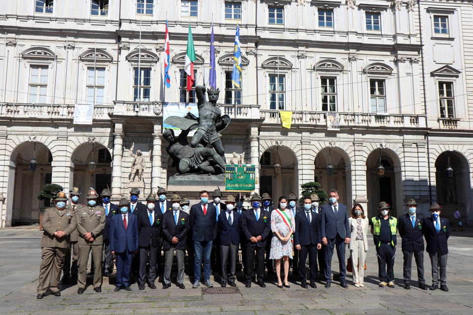 Conferimento della Cittadinanza Onoraria alla Sezione di Torino 'La Veja' dell'Associazione Nazionale Alpini