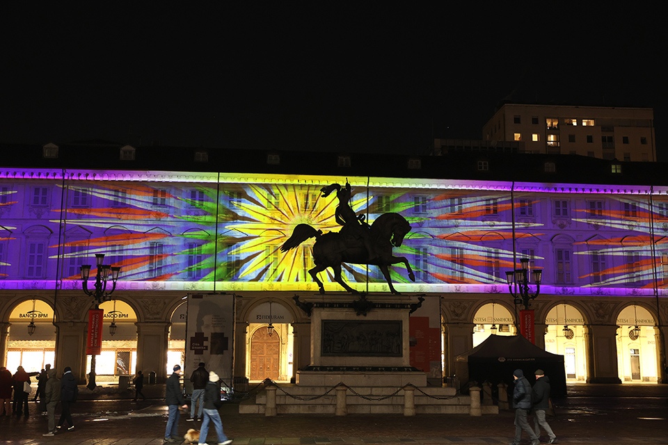 Torino Città Dinamica. In piazza San Carlo un videomapping con due secoli d’arte in città