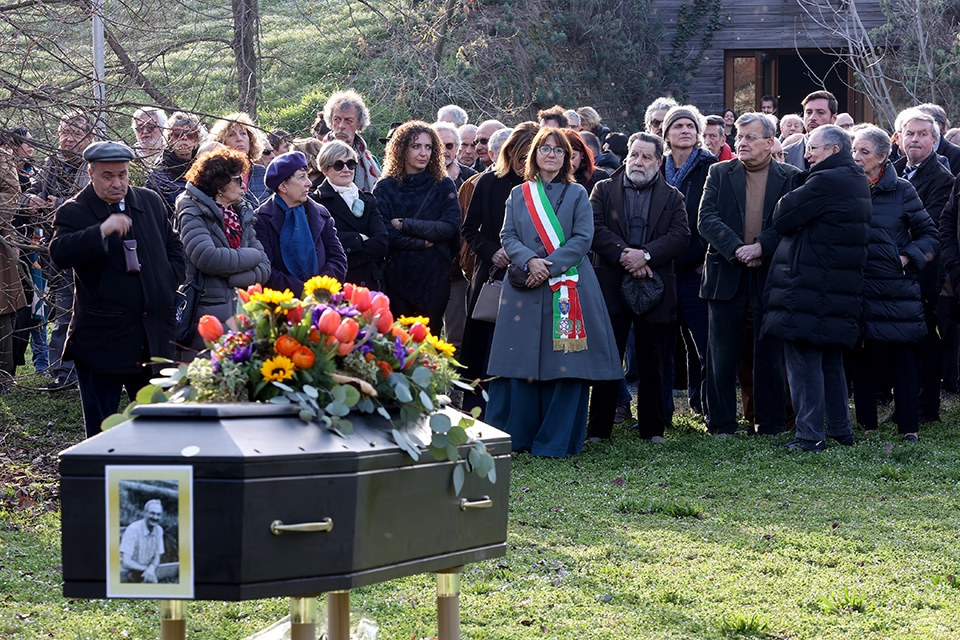Al PAV l'ultimo saluto a Piero Gilardi
