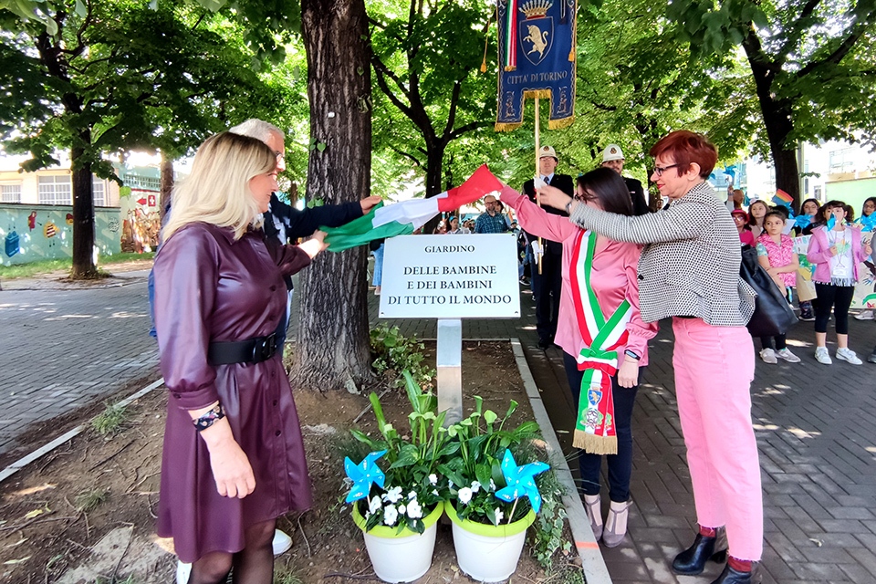 A Borgata Lesna il 'Giardino delle bambine e dei bambini di tutto il Mondo'