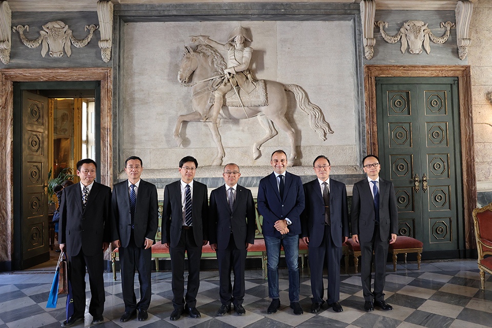 Il Sindaco accoglie una delegazione da Pechino