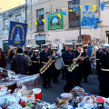 La sfilata con la Rusnenta, Gianduja e  Giacometta, accompagnati dalla Banda della Polizia Municipale