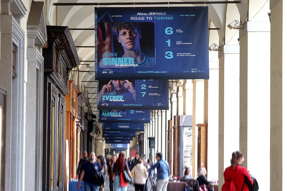 Nitto ATP Finals 2024, in via Po la mostra fotografica che celebra i primi qualificati al torneo
