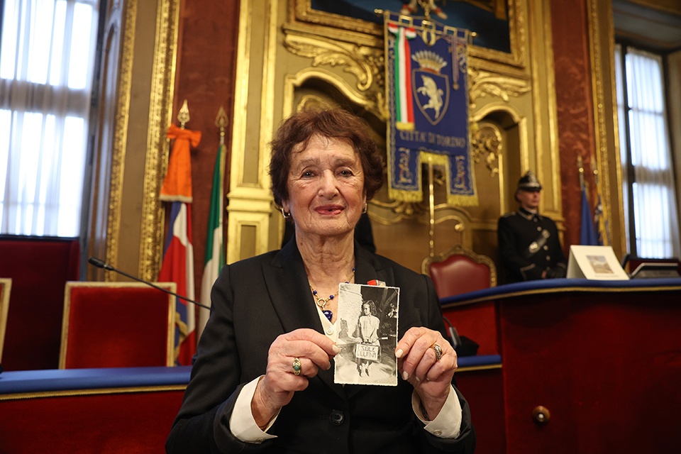 La Città di Torino celebra il Giorno del Ricordo con la presenza di Egea Haffner, simbolo dell’esodo giuliano-dalmata