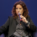 Salone del Libro, stand della Città di Torino: l'assessora Foglietta interviene all'incontro "Passare sulla Terra leggeri"