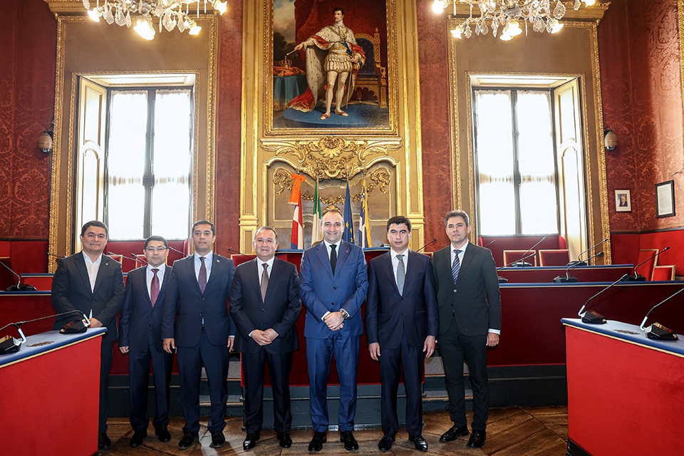 Una delegazione dell’Uzbekistan in visita a Torino
