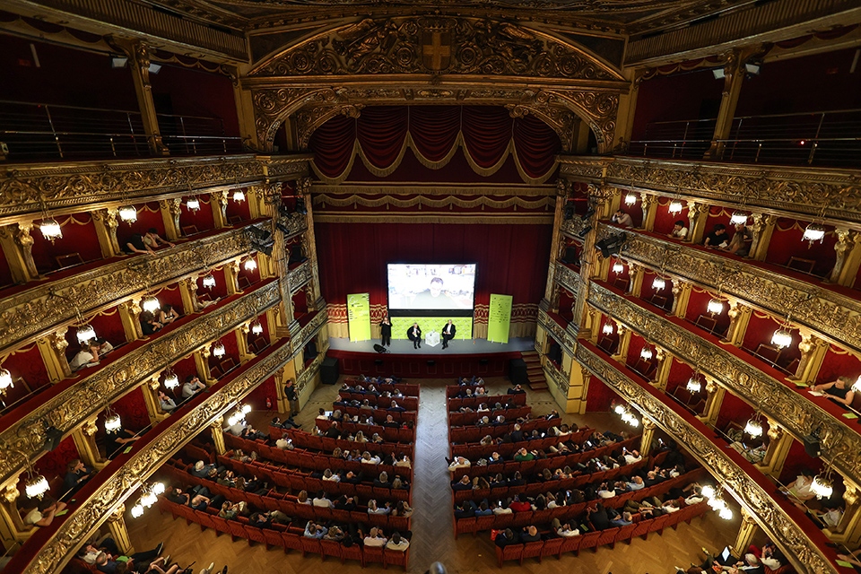 Con “Le nuove generazioni del mondo” si apre la quarta edizione del Festival Internazionale dell’Economia