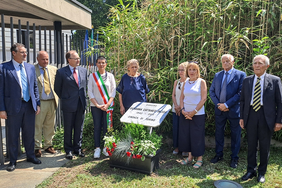 Giovanna Cattaneo Incisa ricordata nel giardino della “sua” Galleria d’Arte Moderna