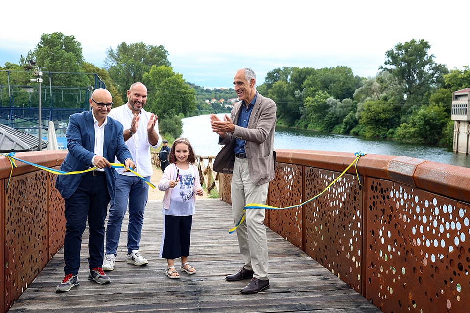 Ripristinato il percorso ciclo-pedonale nel parco del Fioccardo, con una nuova passerella sul Rio Sappone