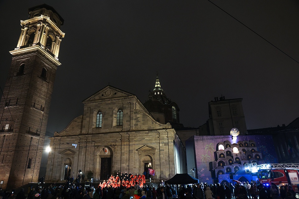 Ritorna il Calendario dell’Avvento di Luzzati in piazza San Giovanni